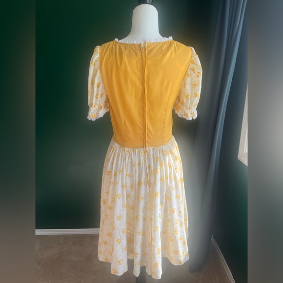 Vintage Western Prairie Boho Peasant Style Dress - Picture 6 of 10